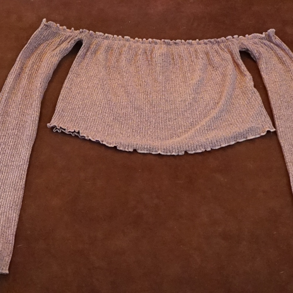 pink, cropped, off the shoulder top